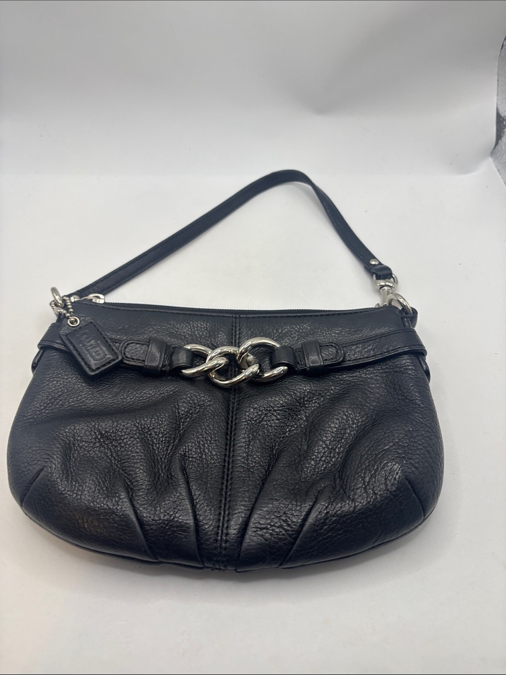 VTG Coach Madison Chain Link Pleated wristlet black pebbled leather Y2K Goth